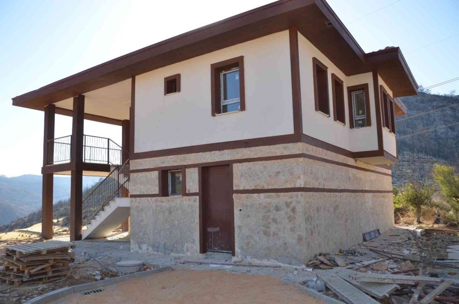 Antalya’da Orman Yangını Sonrası Devlet Adeta Yeni Bir Köy İnşa Etti