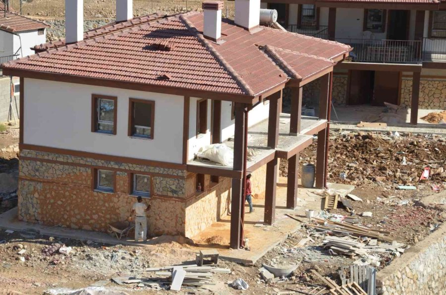 Antalya’da Orman Yangını Sonrası Devlet Adeta Yeni Bir Köy İnşa Etti