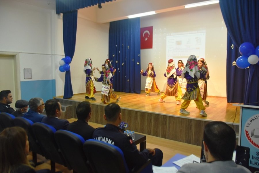 İnönü’de İlköğretim Haftası Kutlandı