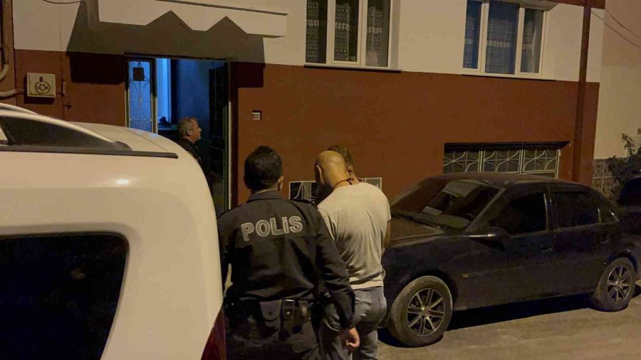 Evde Çıkan Tartışma Kanlı Bitti: 1 Ölü