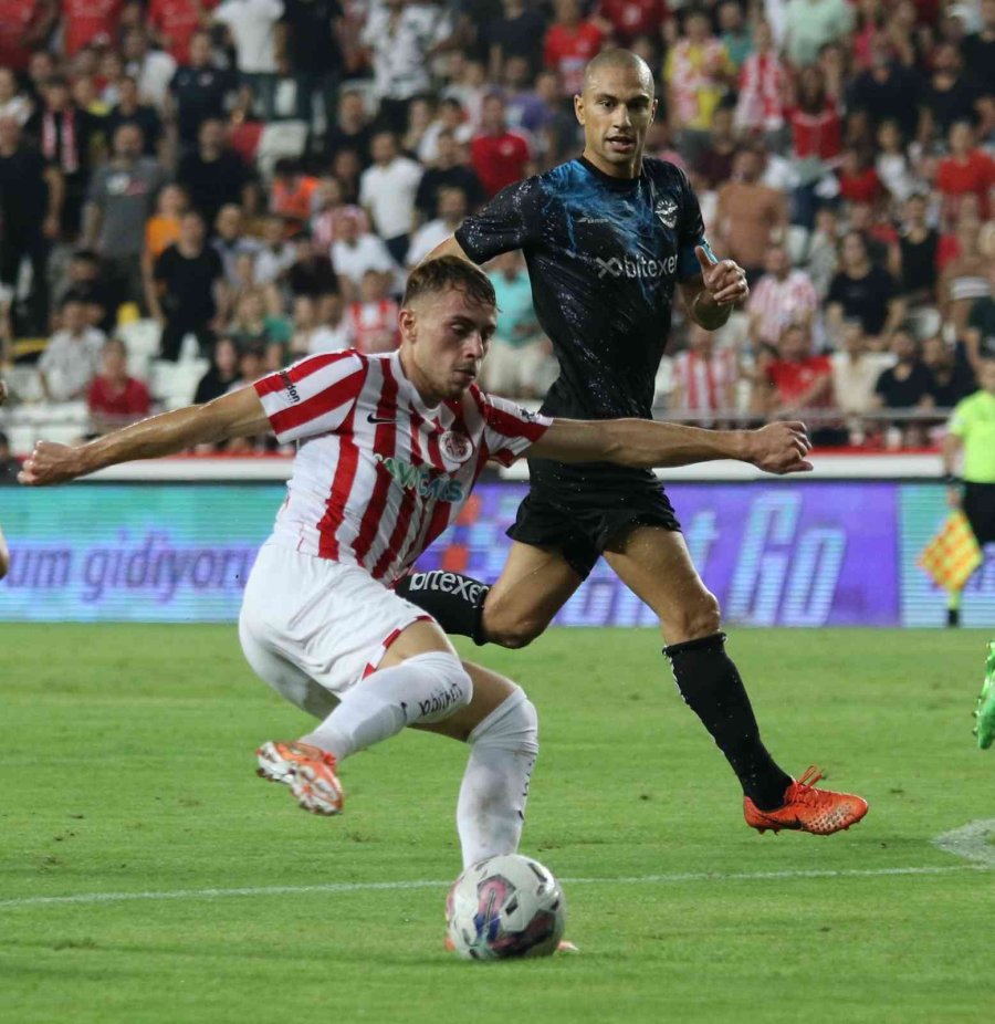 Spor Toto Süper Lig: Ft Antalyaspor: 0 - Adana Demirspor: 1 (ilk Yarı)