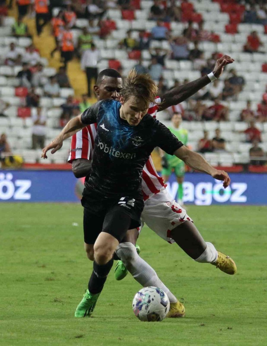 Spor Toto Süper Lig: Ft Antalyaspor: 0 - Adana Demirspor: 3 (maç Sonucu)