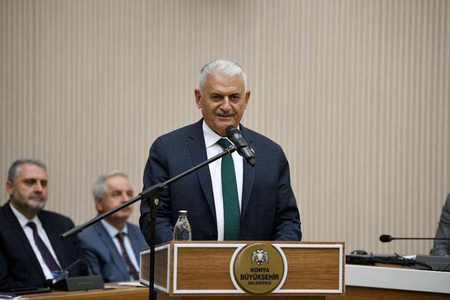 Binali Yıldırım Konya Büyükşehir Belediye Meclisi Toplantısına Katıldı