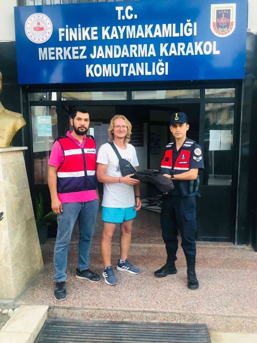 Rus Dağcıyı Gasp Eden 2 Şüpheli Yakalandı