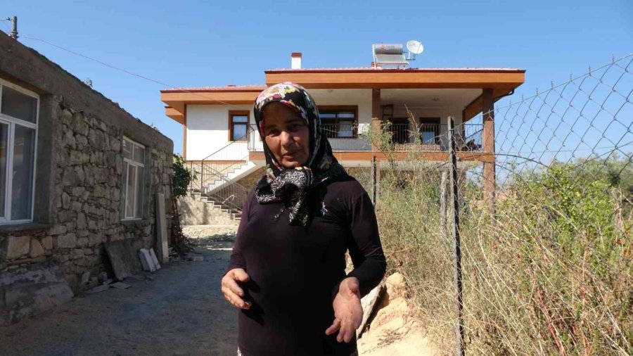 Manavgatlı Yangın Zedeler: "biz Devletimize Ve Toki’ye Güvendik, Şimdi Evimizde Oturuyoruz. Herkes Güvensin"