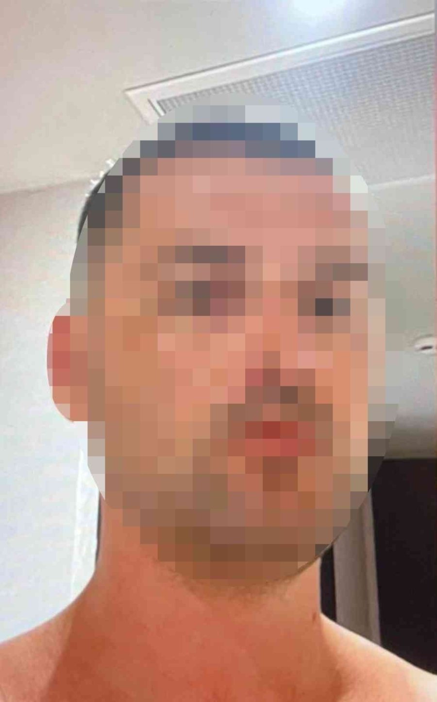 Dehşet Saçan Rus Genç Çekiçle Babasını Öldürdü, Annesini Ağır Yaraladı