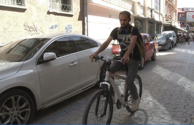 Polisin Ele Geçirdiği Çalıntı Bisikletler Sahiplerine Teslim Edildi