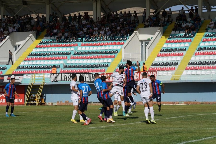 Tff 3. Lig: 68 Aksaray Belediyespor: 1 - Beyoğlu Yeni Çarşı Sk: 3