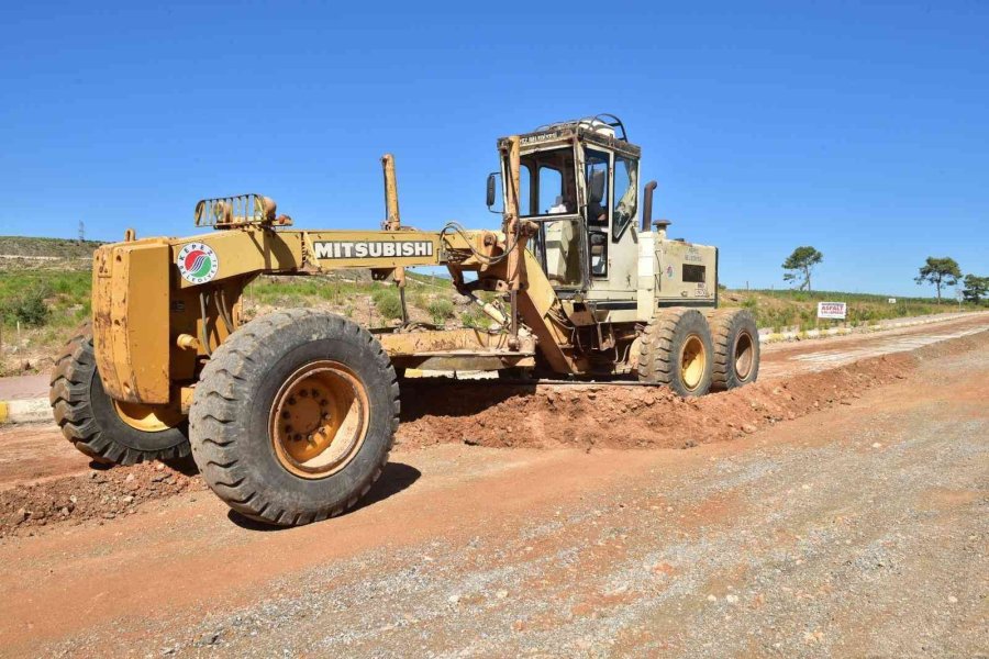 Kepez’e Bin 100 Kilometre Yeni Yol