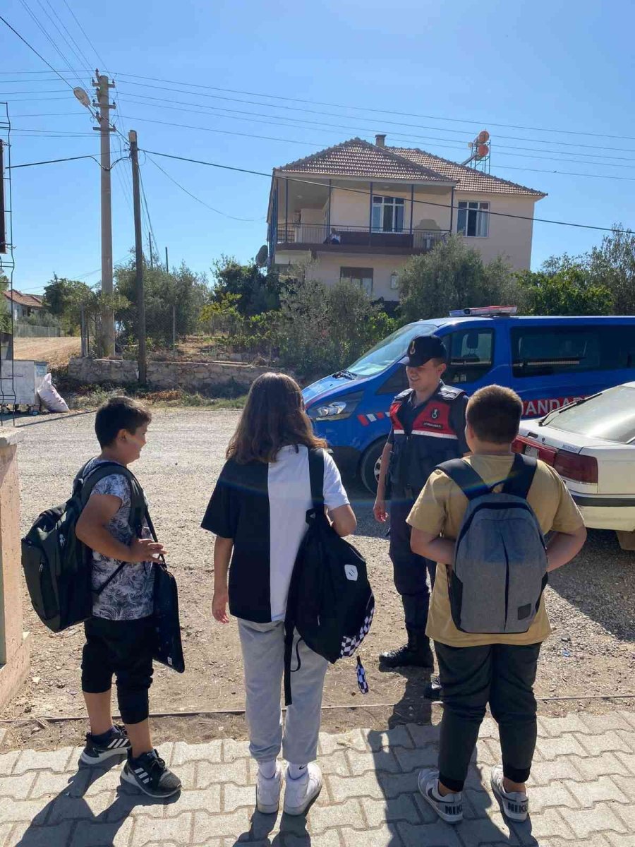 Jandarmadan Okul Çevrelerinde Denetim