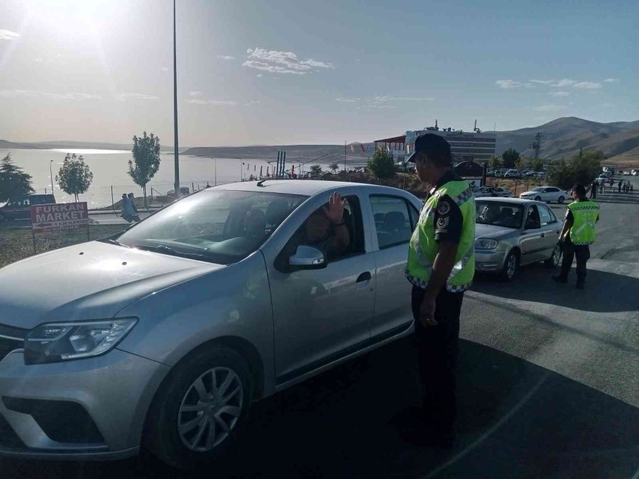 Türkiye Su Jeti Ve Flyboard Şampiyonası’nın Güvenliğini Jandarma Sağladı