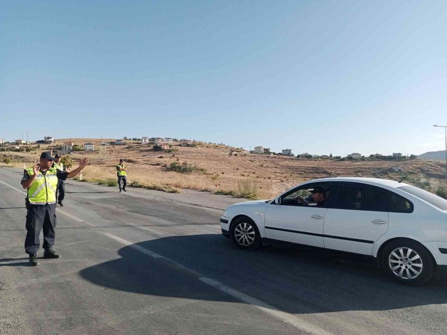 Türkiye Su Jeti Ve Flyboard Şampiyonası’nın Güvenliğini Jandarma Sağladı