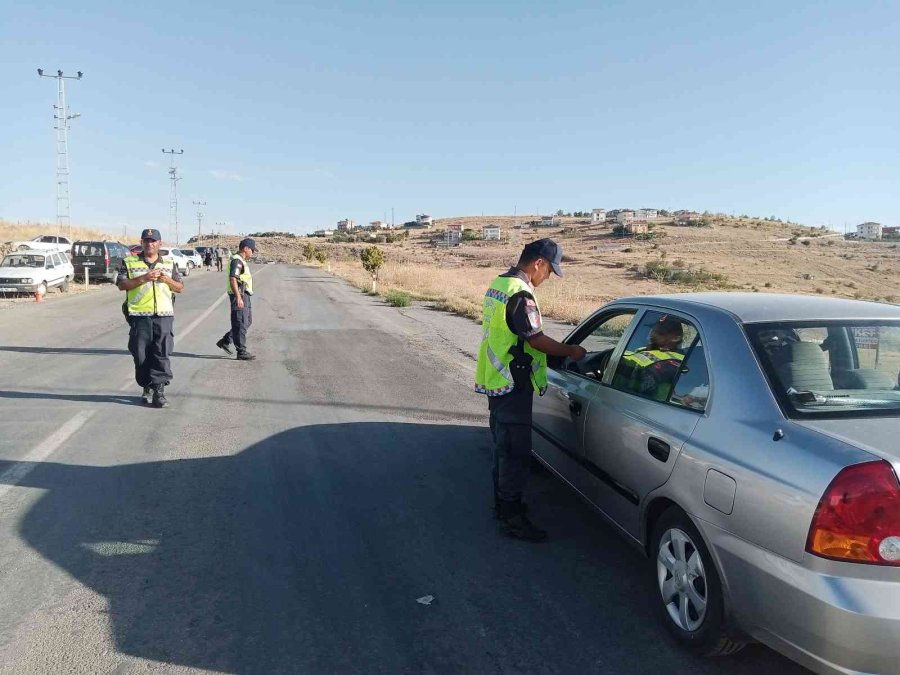 Türkiye Su Jeti Ve Flyboard Şampiyonası’nın Güvenliğini Jandarma Sağladı