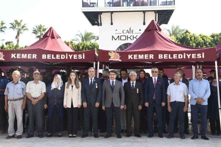 Kemer’de 19 Eylül Gaziler Günü Törenle Kutlandı