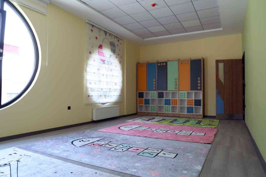 Talas Belediyesi Bir Okulu Daha İlçeye Kazandırıyor