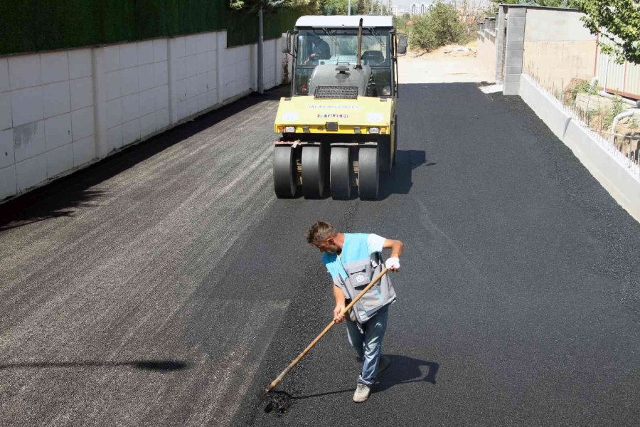 Talas’ta Asfalt Çalışmaları Hız Kesmiyor