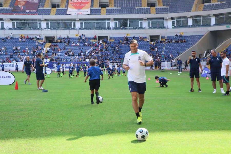 Zanetti: "yeni Gençlerle Türk Milli Takımının Çok Güzel Şeyler Yapacağına İnanıyorum"