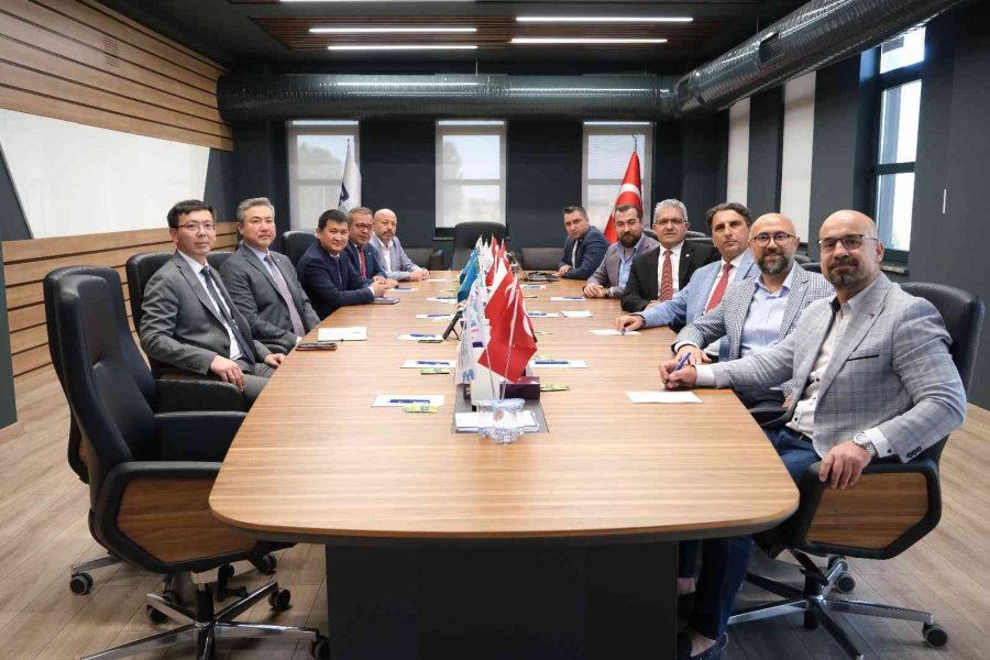 Eosb, Kazakistan Büyükelçisini Ağırladı