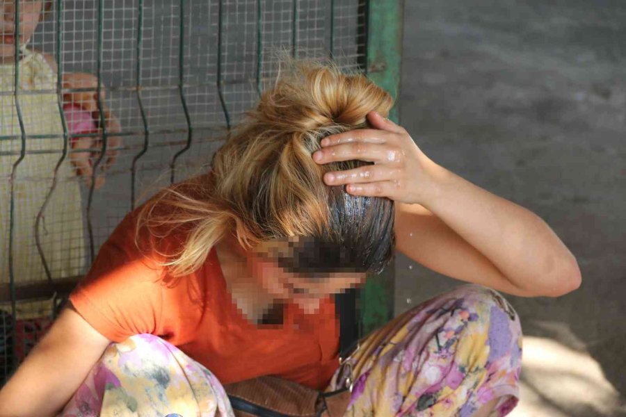 Tartıştığı Baldızını Ve Baldızının Kuzenini Silahla Yaraladı