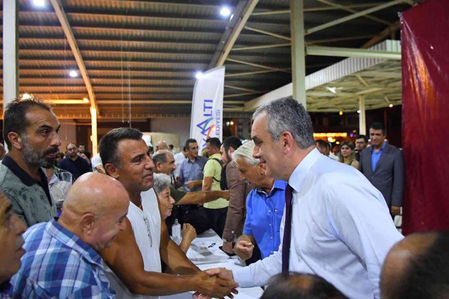 Başkan Esen, Liman Mahallesinde Vatandaşların Taleplerini Dinledi