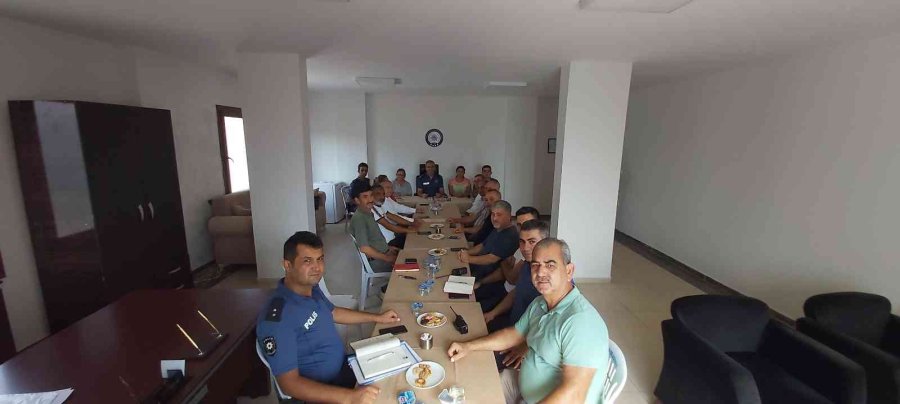 Mersin Polisi Muhtarlarla Buluşuyor