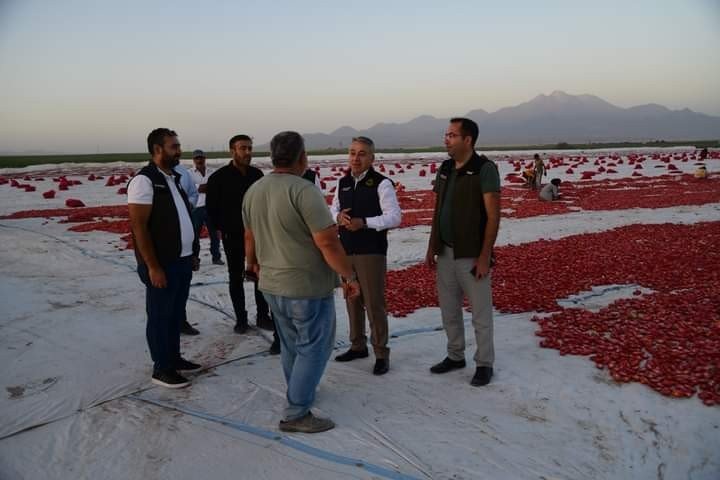 Erciyes’in Etekleri Kırmızıya Boyandı