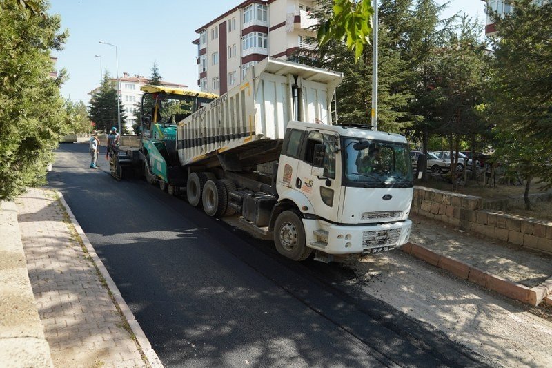 İldem Bölgesinde Asfalt Çalışmaları Devam Ediyor