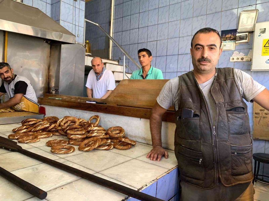 Tarihi Odunpazarı Bölgesi Esnafı Şaşkın Ve Tepkili