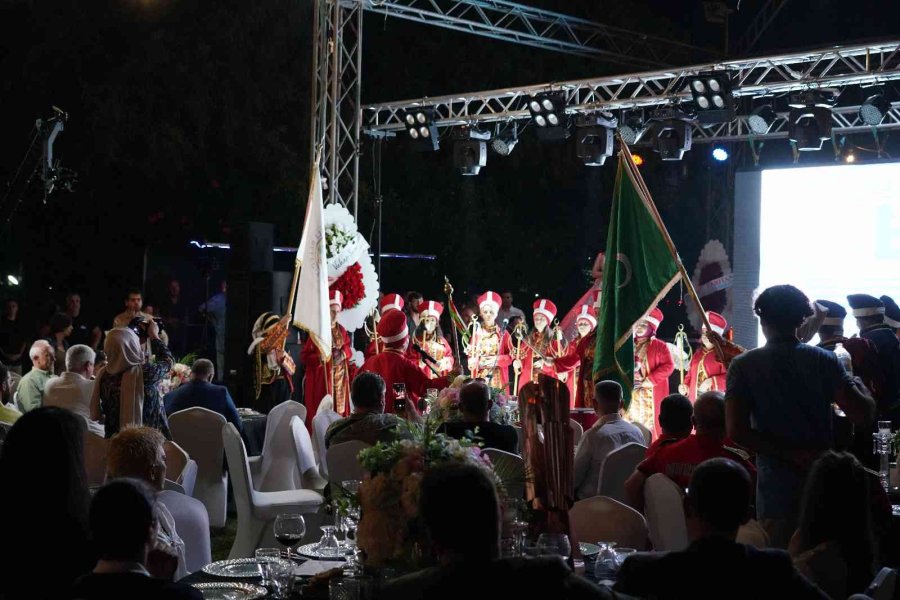 Erdemli Belediyesi Kurs Merkezlerinin Başarısı Ödül Getirdi