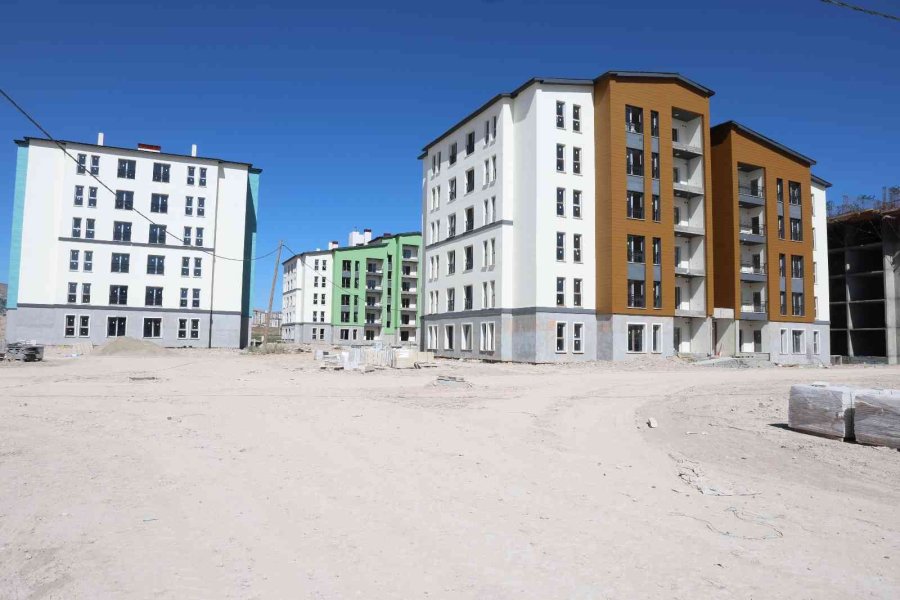 Büyükşehir’in Oruçreis Kentsel Dönüşüm Projesi’nde Hak Sahipleri Bilgilendirildi