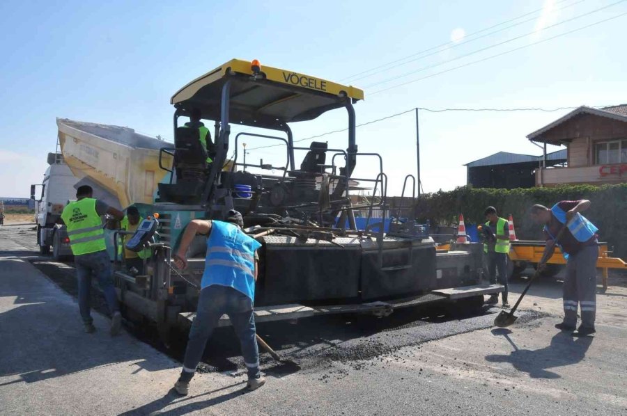 Akşehir’de Yollar Asfaltlanıyor