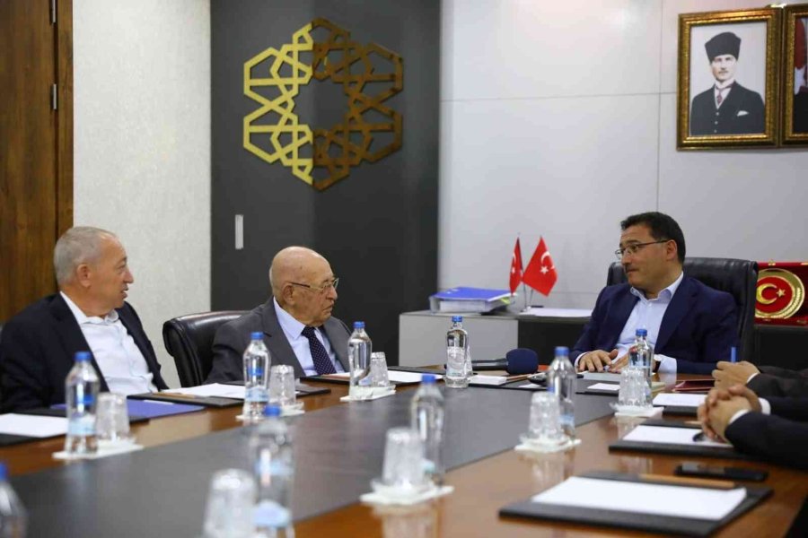 Kayseri Valiliği’nde 2 Protokol Birden İmzalandı