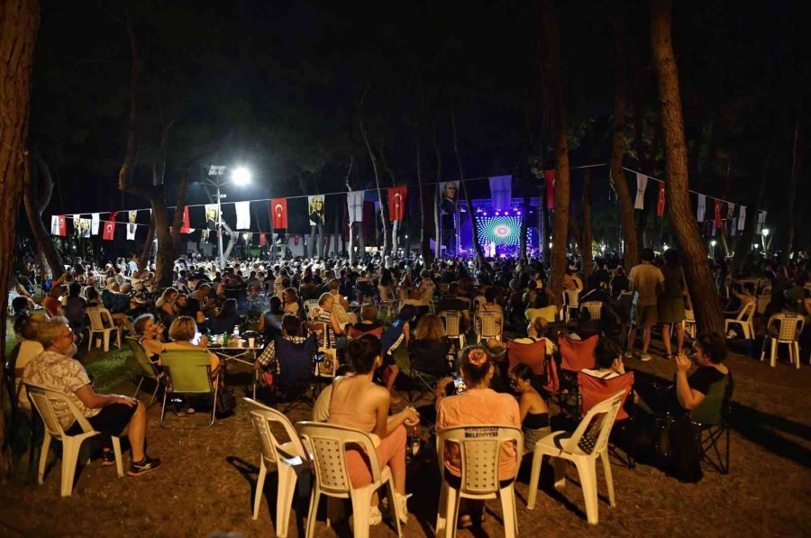 Konyaaltı’da ‘park’ta Caz’ Devam Ediyor