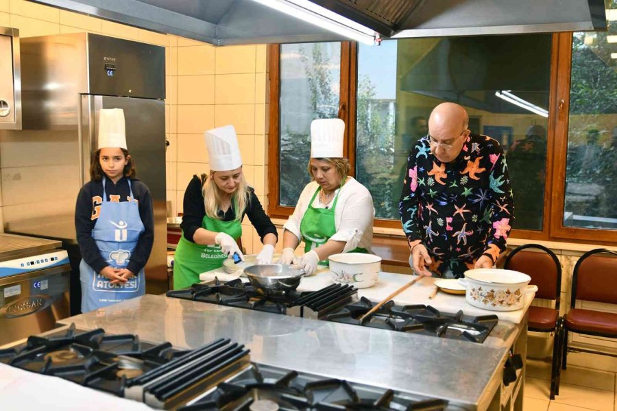 Gurme Süreyya Üzmez Mutfak Atölyesi’nde Tadım Yaptı