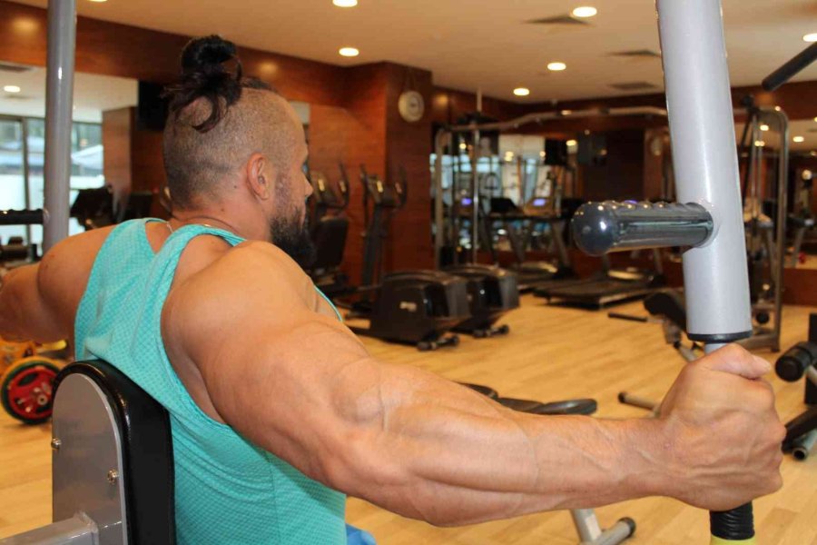 Milli Sporcu Çoroğlu’nun Hedefi Dünya Şampiyonası