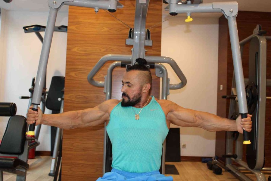 Milli Sporcu Çoroğlu’nun Hedefi Dünya Şampiyonası