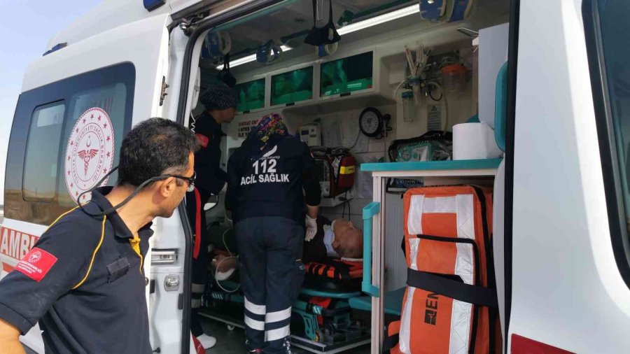 Kontrolden Çıkan Otomobil Şarampole Devrildi: 1 Yaralı