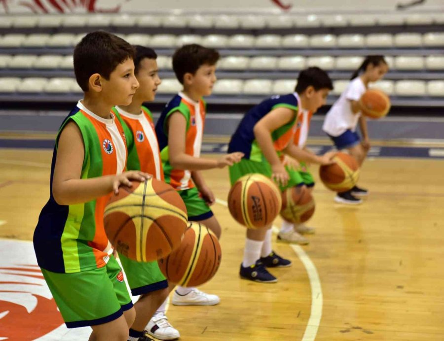 Kepez’den 10 Branşta Spor Okulu