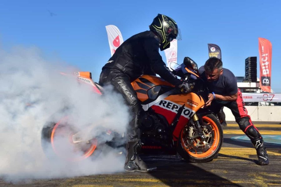 Türkiye Drag Şampiyonası Kepez’de