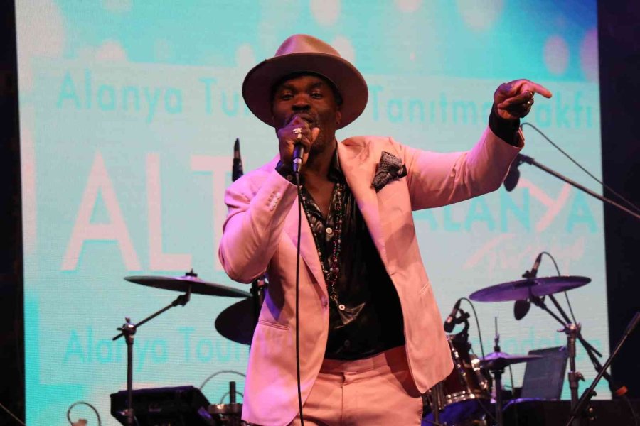 Steffen Morrison Caz Festivalinde Kendisine Hayran Bıraktırdı