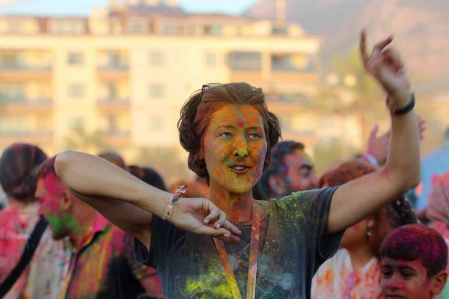 3. Uluslararası Bisiklet Festivali’nin En Renkli Etabına Onlarca Kişi Katıldı