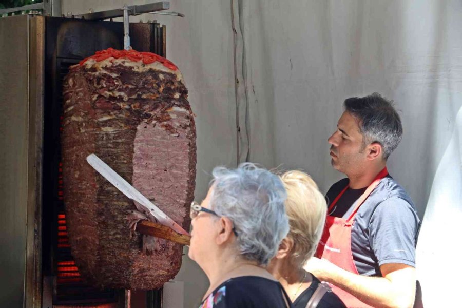 Antalya’da ‘food Fest’ Alanına Yoğun İlgi