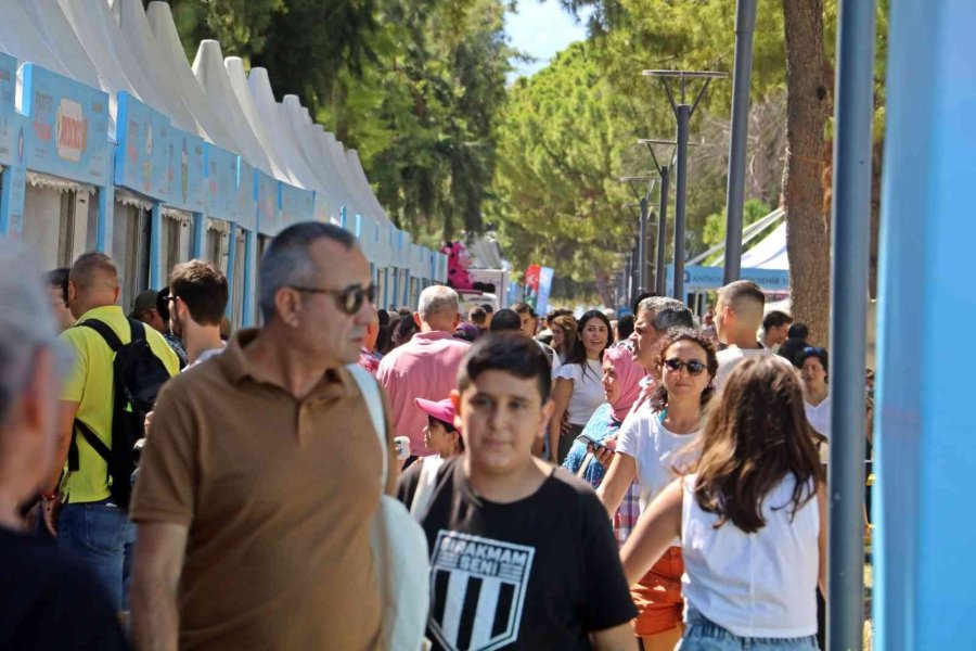 Antalya’da ‘food Fest’ Alanına Yoğun İlgi