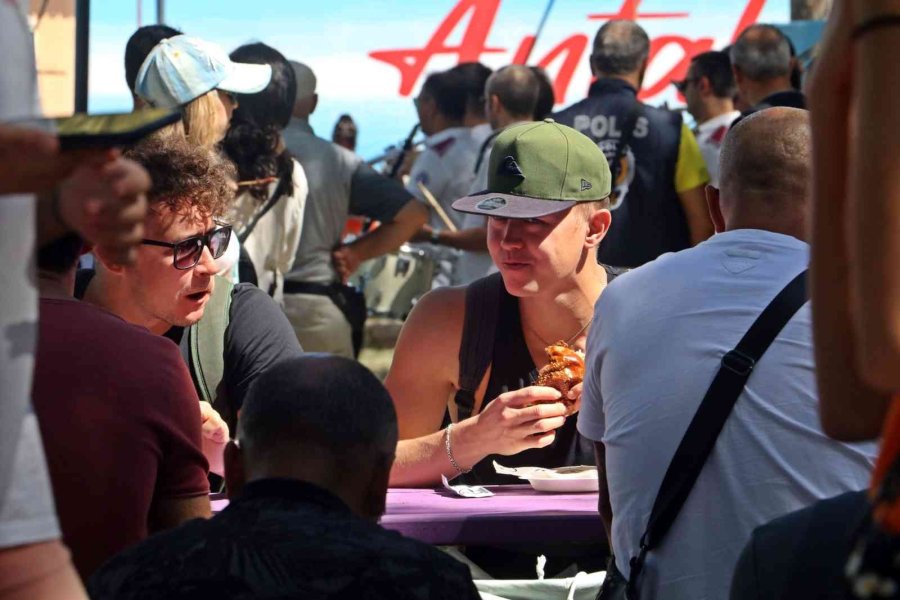 Antalya’da ‘food Fest’ Alanına Yoğun İlgi