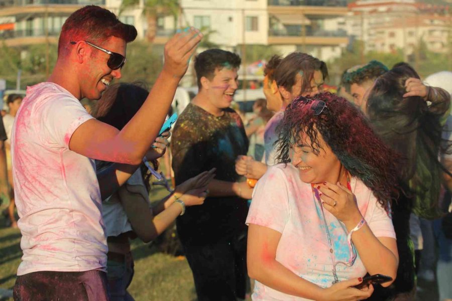 3. Uluslararası Bisiklet Festivali’nin En Renkli Etabına Onlarca Kişi Katıldı