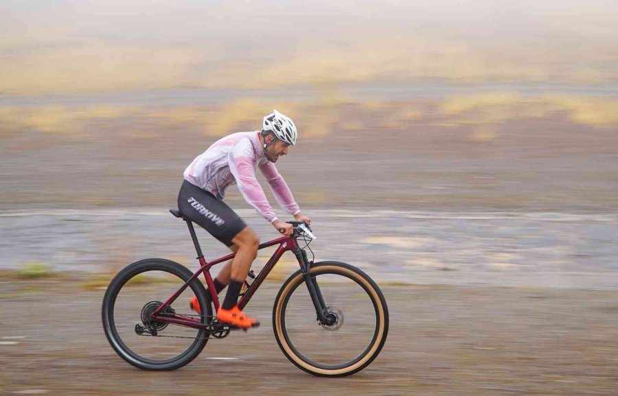 Uluslararası Dağ Bisikleti Yarışları Erciyes’te Devam Ediyor