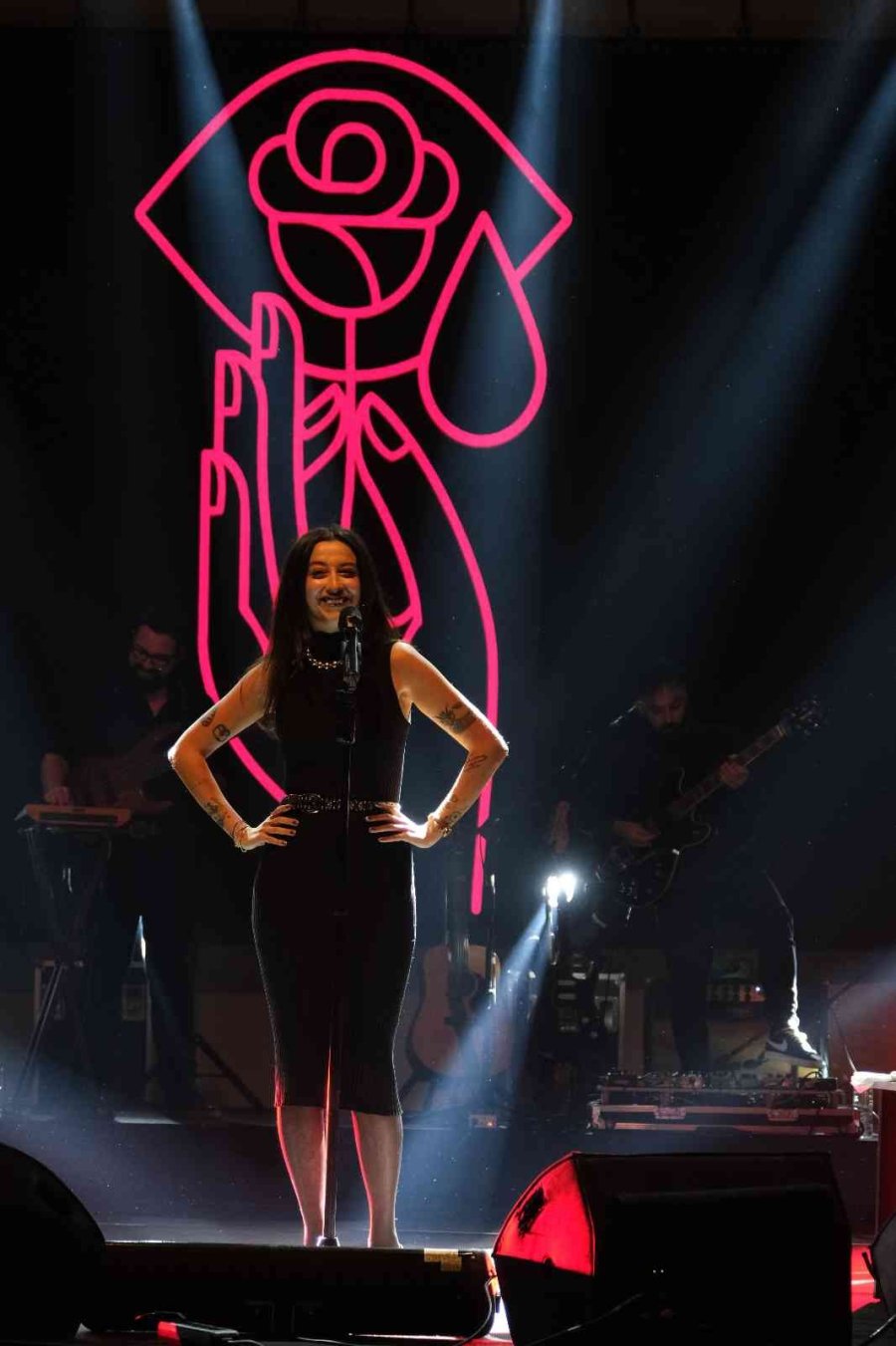 Melike Şahin Konseri Yoğun İlgi Gördü