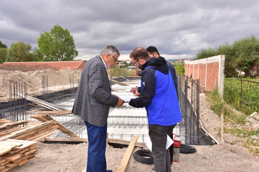 İnönü’de Sosyal Tesis Alanı Projesi Çalışmaları Devam Ediyor