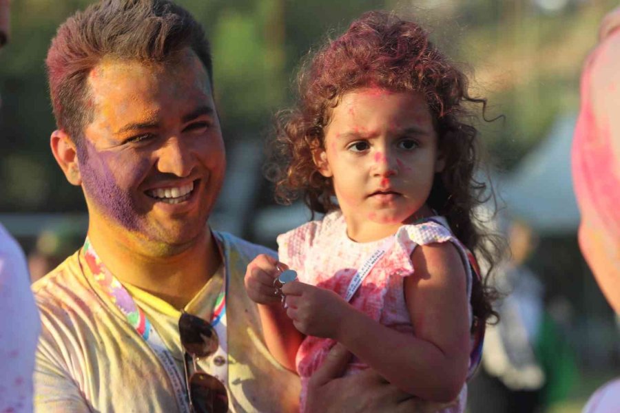 3. Uluslararası Bisiklet Festivali’nin En Renkli Etabına Onlarca Kişi Katıldı