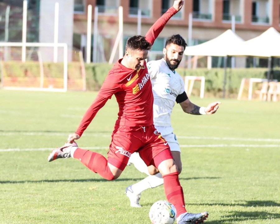 Hazırlık Maçı: Y. Kayserispor: 0 - Giresunspor: 0